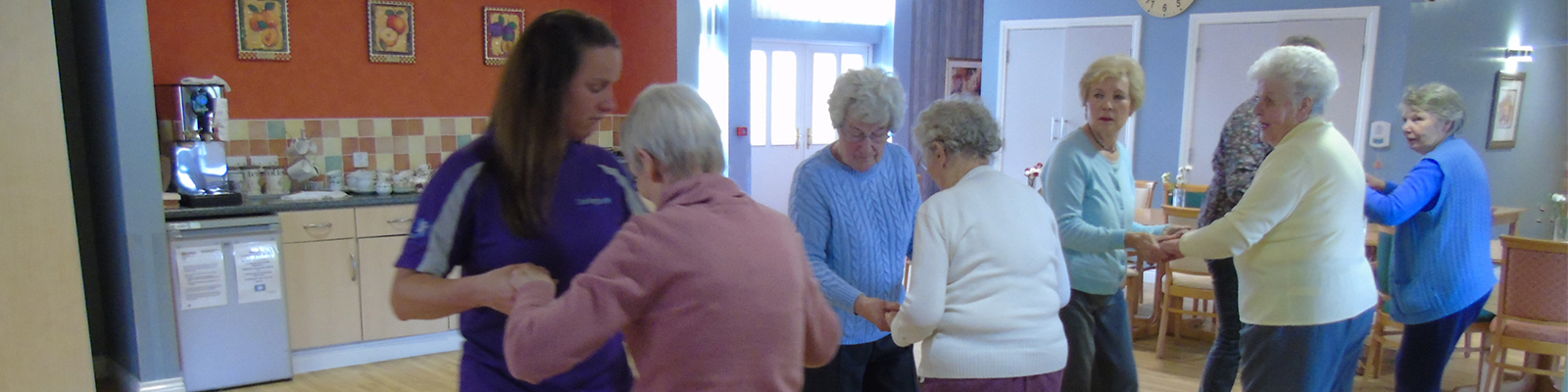 Residents dancing at Linden Court
