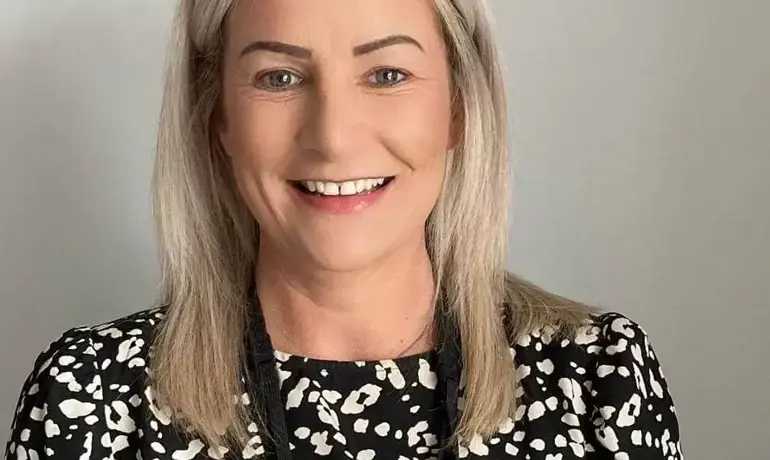 Jo Clifton