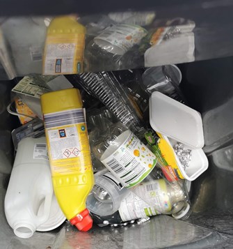Photo of recycling bin