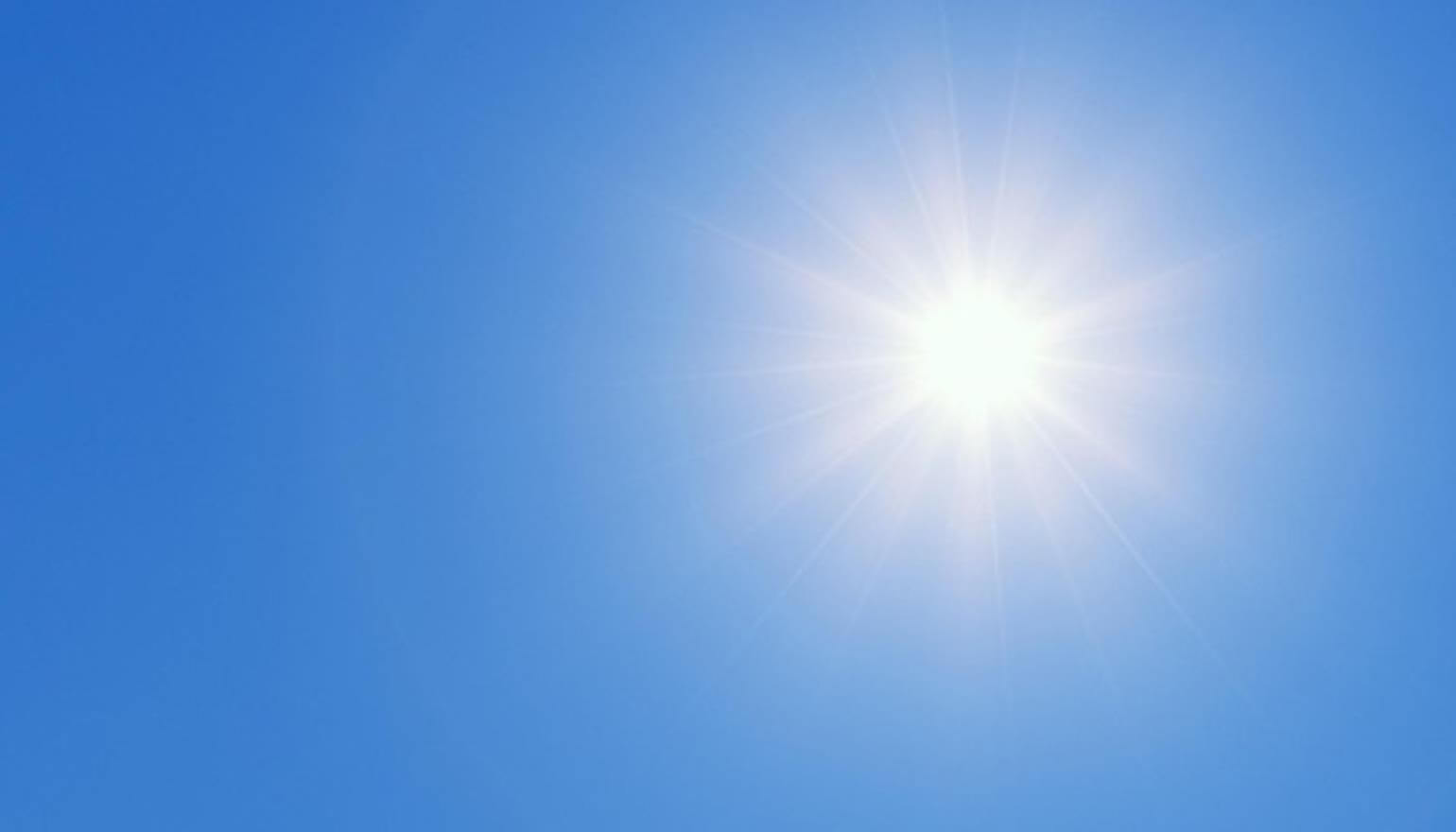 Swapping sunbeds for spray tans